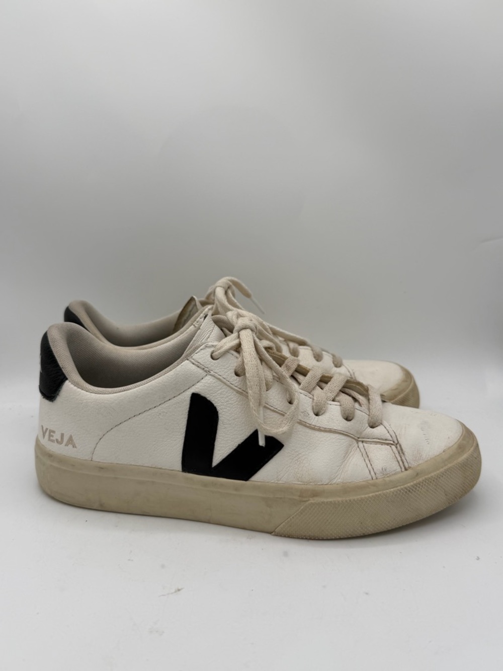 Veja Sneakers Women’s Size 7 Made in Brazil